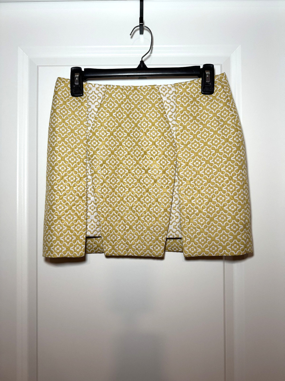 Urban Outfitters Coincidence & Chance Skirt Yellow Pleated Mini Skirt Size 0